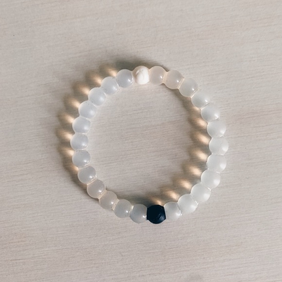 White Lokai Bracelet - Picture 1 of 1